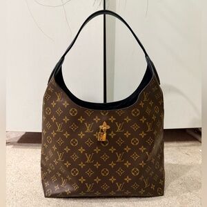 🎊SOLD🎊 Authentic Louis Vuitton Flower Hobo